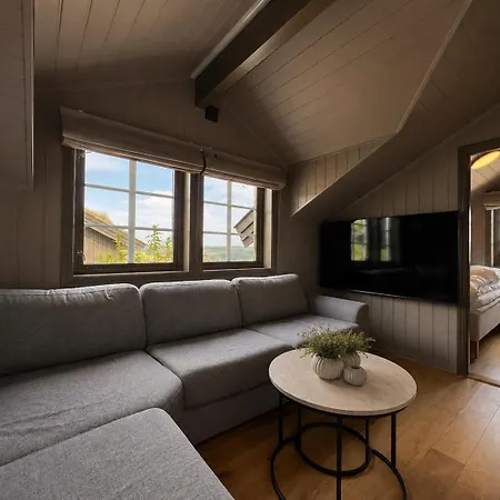 Modern And Homey Near Slopes In Kikut, Geilo
