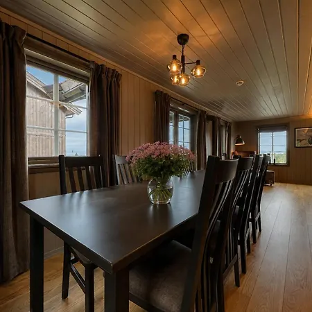 Modern And Homey Near Slopes In Kikut, Geilo